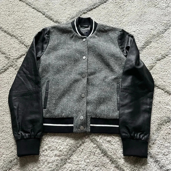 Abercrombie and Fitch Bomber Jacket Black Gray Varsity Bomber small - Picture 1 of 7